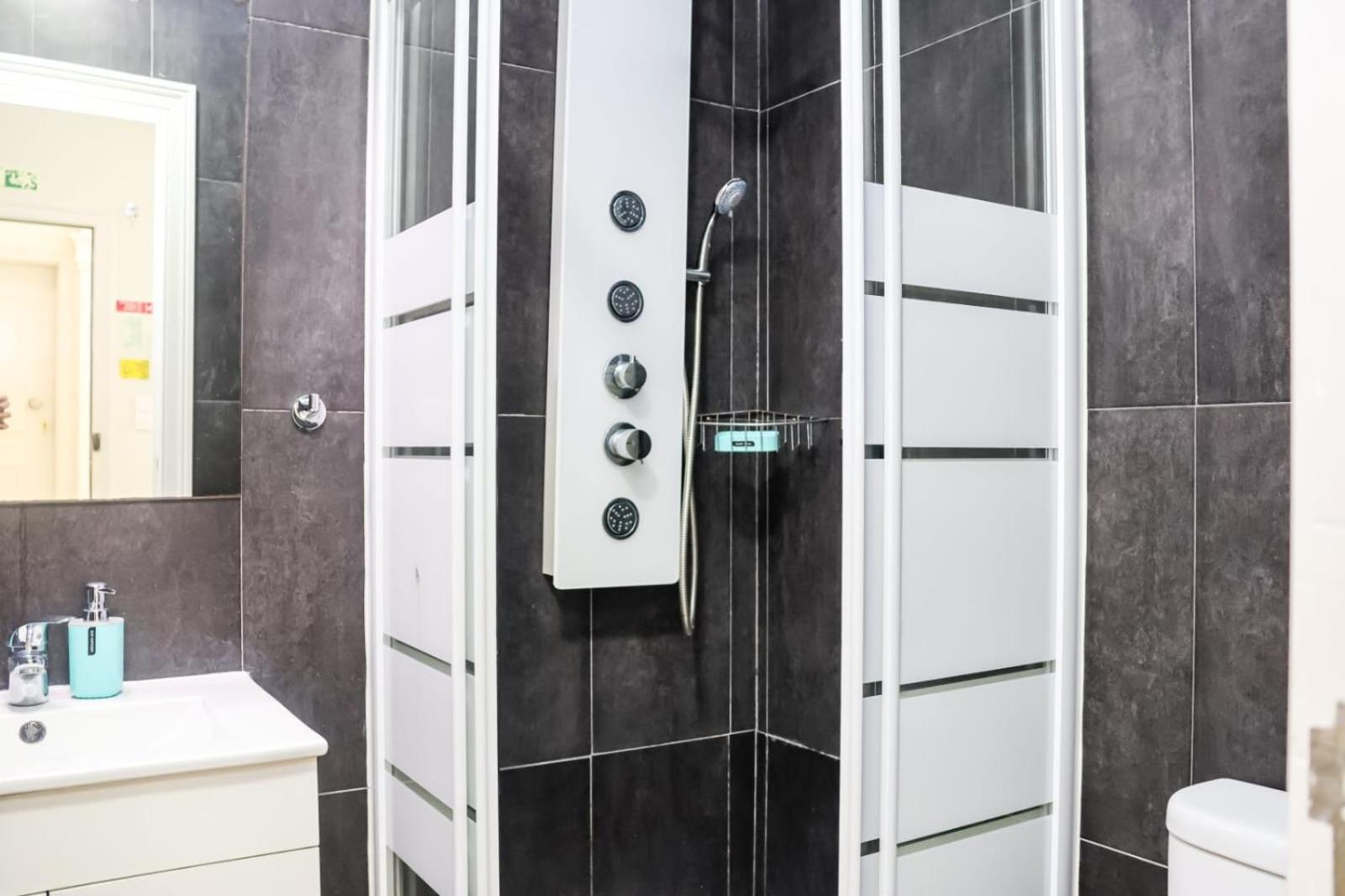 Residencia Queiros - Apartamento T1 Lisboa Ngoại thất bức ảnh